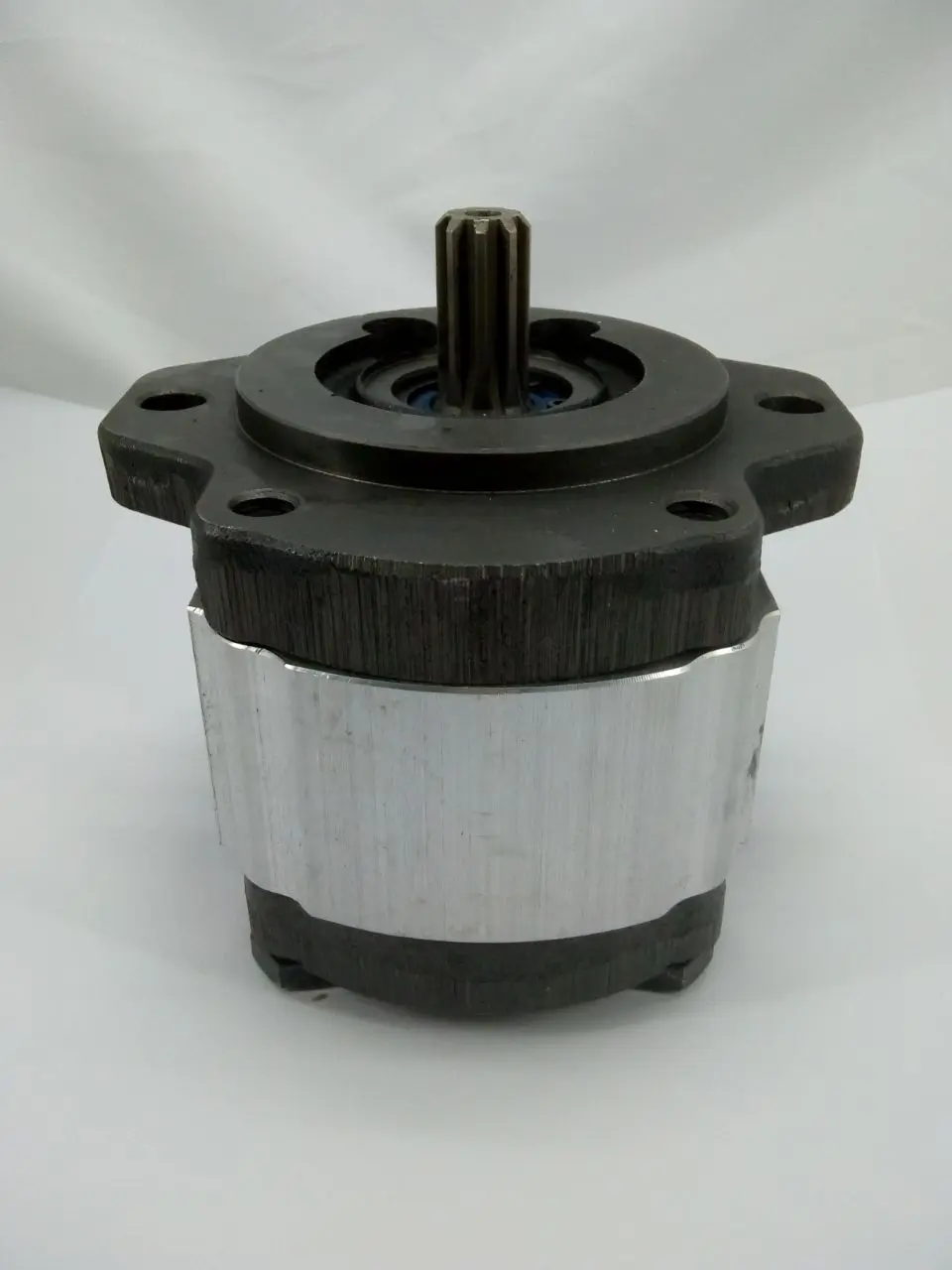 BOMBA FREIO MICHIGAN 55CI, VOLVO L90 12709788, 11017702, 12101004003 - Imagem 5