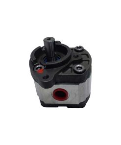 BOMBA REFRIGERACAO VALTRA 685 785 83282000 2111002002