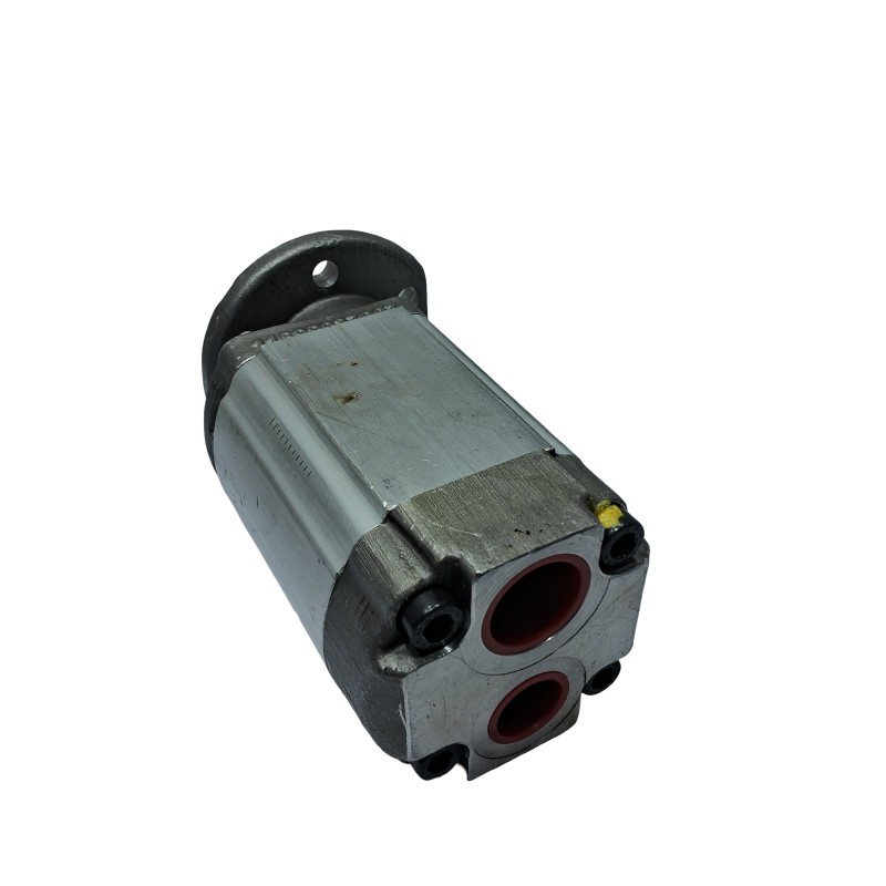 BOMBA SAIDA FUNDOS 9 ESTR 6 FUROS "HYBEL" 6670600 33LT